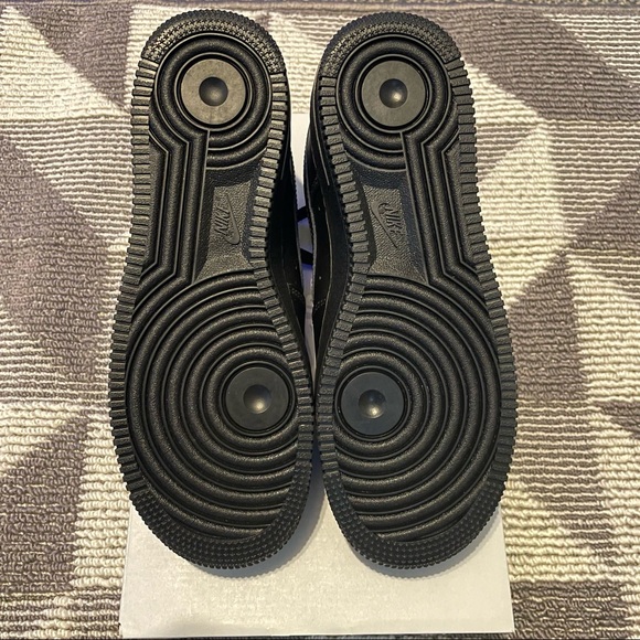 Nike Air Force 1 Low - Picture 3 of 5